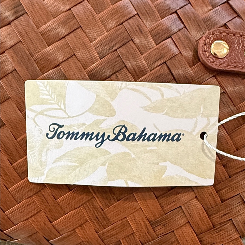 NWT Tommy Bahama Woven Basket Tote Bag Bamboo Handle Starfish Charm - Picture 15 of 16